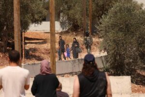 Cisjordânia: continua o cerco israelense contra casas palestinas em Nablus