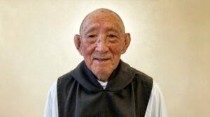 Morre na China monge trapista mais idoso do mundo
