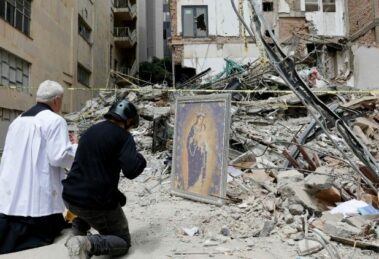 Após terremoto, Colômbia vive Dia Nacional de Oração