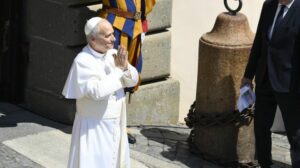 Papa: a mesa de Deus é para todos, a ninguém estão reservadas só as migalhas