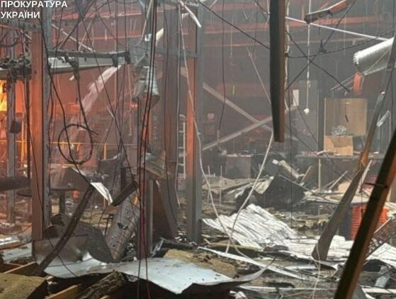 Seis crianças entre as vítimas de ataque russo contra centro comercial em Kryvyi Rih