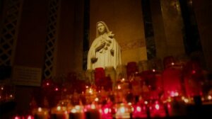 Santa Teresinha do Menino Jesus: uma história de amor nas pequenas coisas