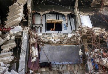Quatro crianças mortas em Gaza em recentes ataques que destruíram ajuda humanitária