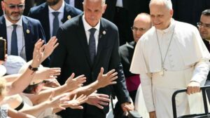 Angelus: onde termina a nossa lógica, começa a confiança. Pedro e a difícil aprendizagem da fé