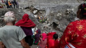 Nepal, aumenta o número de vítimas: mais de 20 mil crianças sem água potável