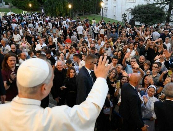 O Papa às famílias no Vaticano: “Vocês são um grande milagre, doam a vida pelos outros”