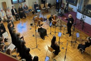 Dois violinos, e Mozart está de novo aqui