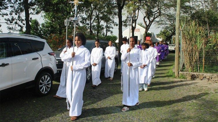Cabo Verde – Bispo de Santiago celebra Missa pelas vítimas