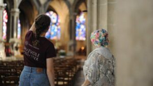 Jovens de Paris: visita do Papa à Unesco reafirma valores espirituais da arte