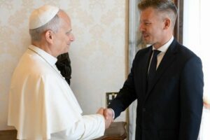 Leão XIV recebe em audiência o primeiro-ministro da Hungria