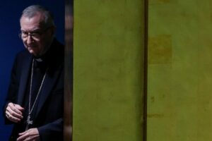 Parolin: a cobertura universal de saúde é um imperativo moral