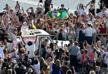 Papa a sacerdotes do Brasil: testemunhar publicamente o amor a Jesus, não escondê-lo