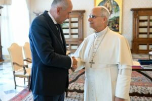 Papa recebe em audiência o primeiro-ministro da Eslovênia