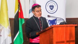 Dom Luis Miguel Muñoz: “aprofundar investigação sobre IA e discernimento moral”