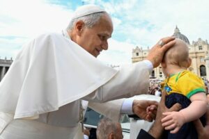Papa: ao adorar Cristo, o fiel não pode aceitar opressão nem injustiça